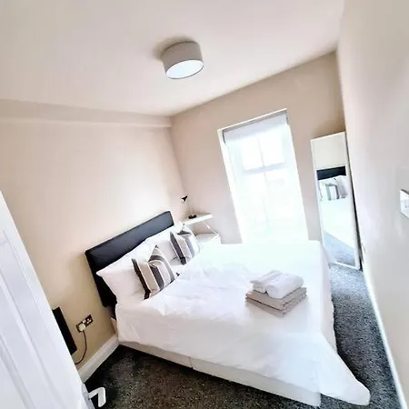 2br,2ba In Temple Barperfect Location Apartament